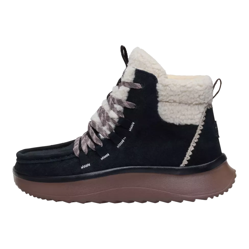 Wendy Peak Apres Suede CozStit 