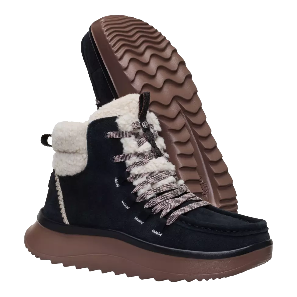 Wendy Peak Apres Suede CozStit 